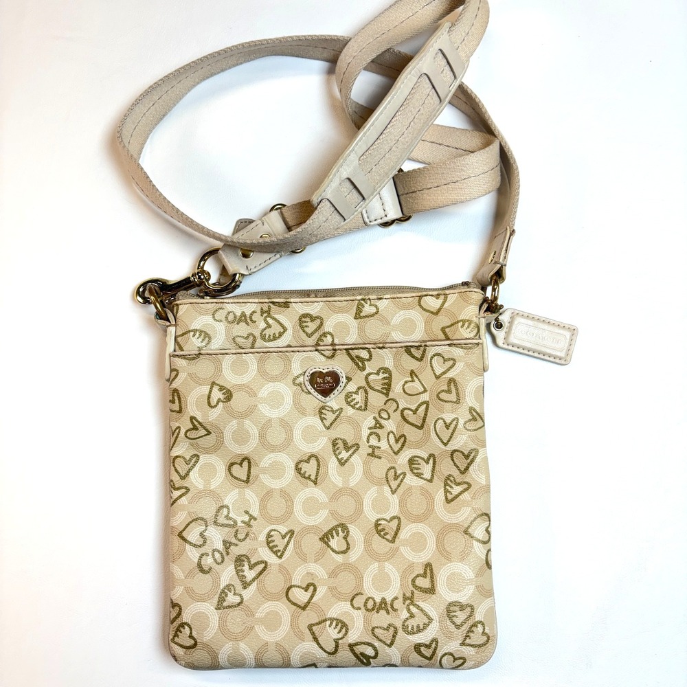 Coach Waverly Hearts Crossbody Swingpack Gold Ivory Khaki PVC 13758